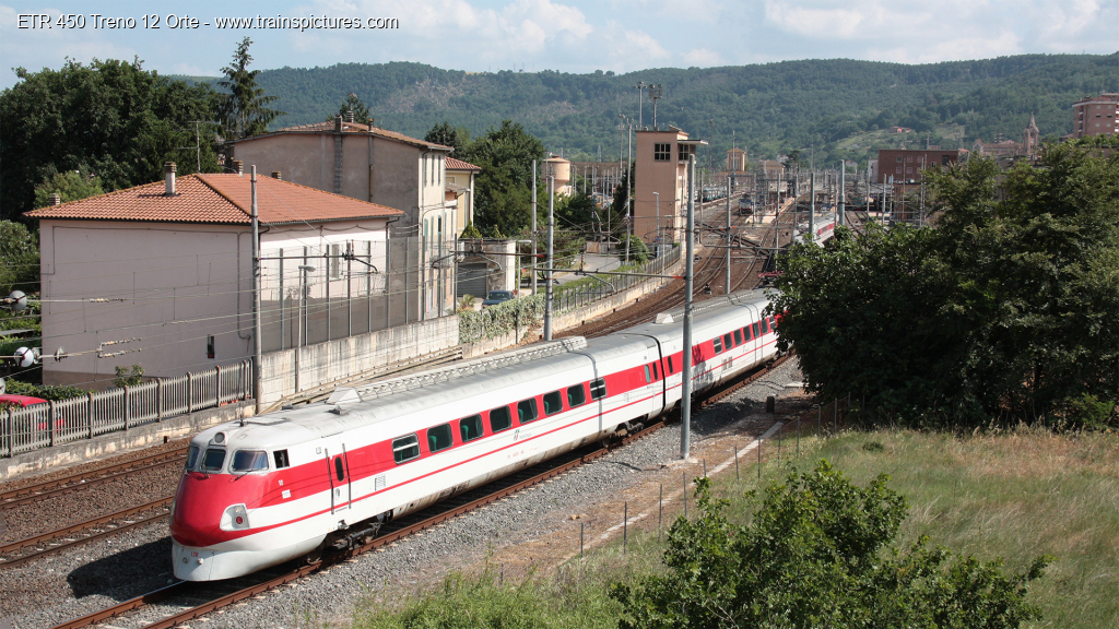 Rubrica: Il Pendolino Italiano

ETR 450 Treno 12 Orte, 28/05/2011

Foto 1920x1080 FullHD: trainspictures.com/foto/1105-etr_…

 #fotografieferroviarie #treni #trainspictures #railpictures #ferrovia #etr450 #italia #italy #lazio #lazio #viterbo #orte