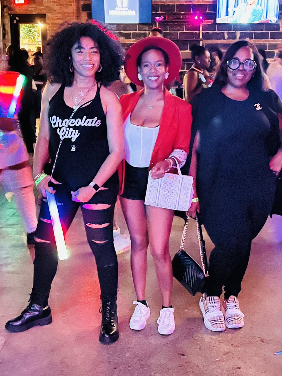 MOCCADC's tweet photo. About Last Night 💃🏽🕺🏿.
#SocaInTheCity was a huge success. Thank you to everyone that came out and supported!!
#WeAreDC
#WeAreCaribbean
#CaribbeanHeritageMonth https://t.co/k4OXufpABh