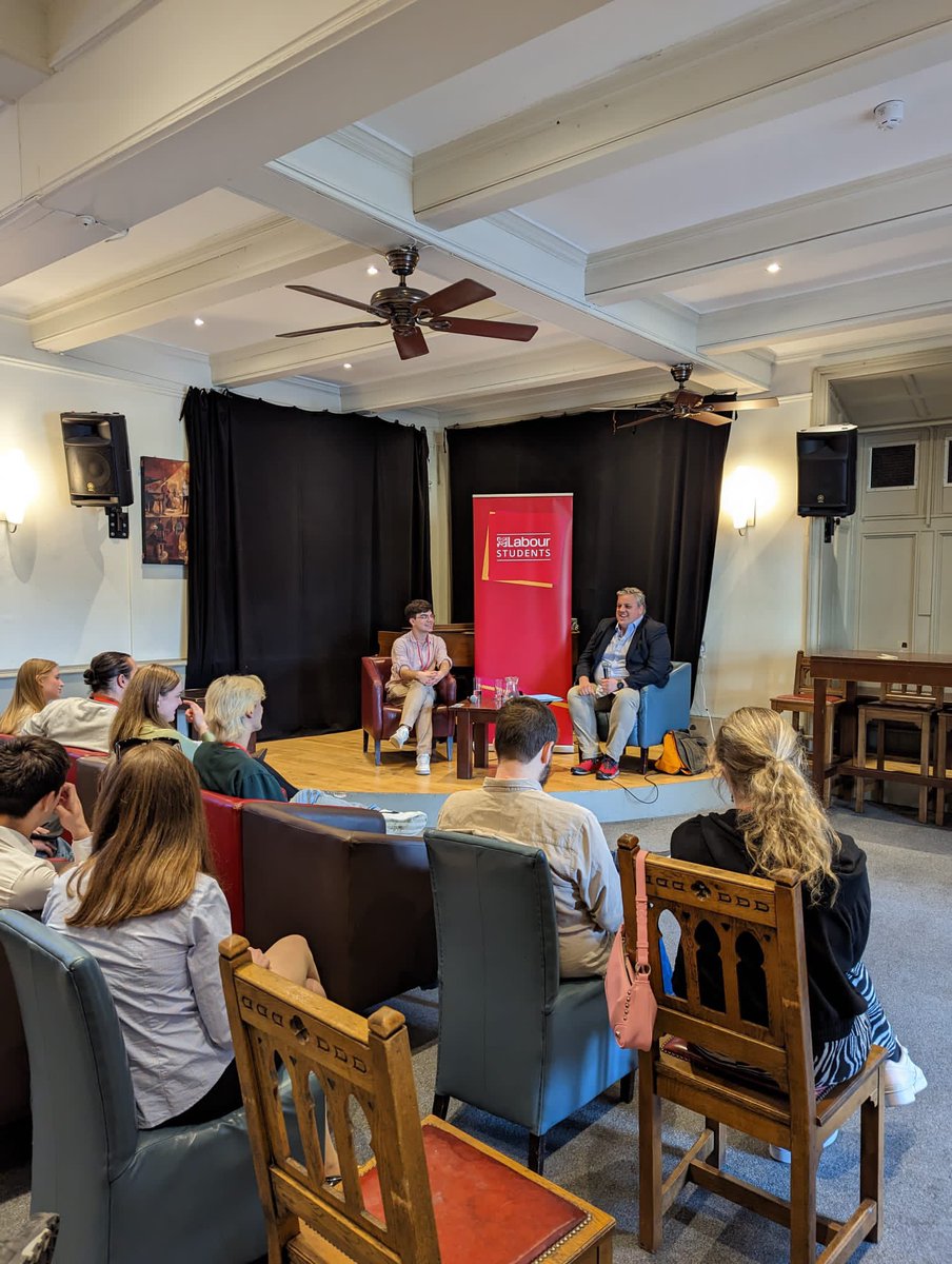 EdLabStudents's tweet image. @LabourStudents welcome to Edinburgh!

We are so proud to be hosting such an amazing event this weekend, bringing students together from across the UK to focus on how we can build a fairer greener future for all.

#AFutureWithLabour #NLS23