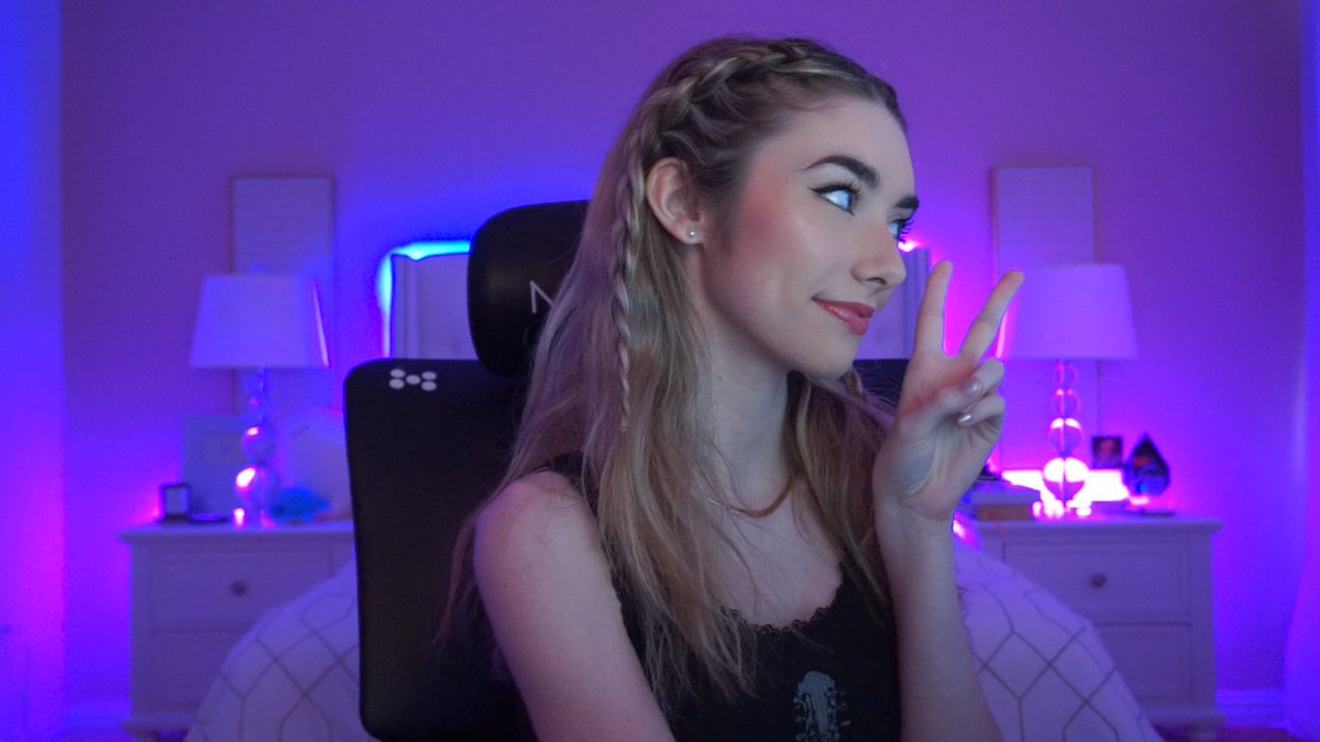 New season 🫶 twitch.tv/sommerset