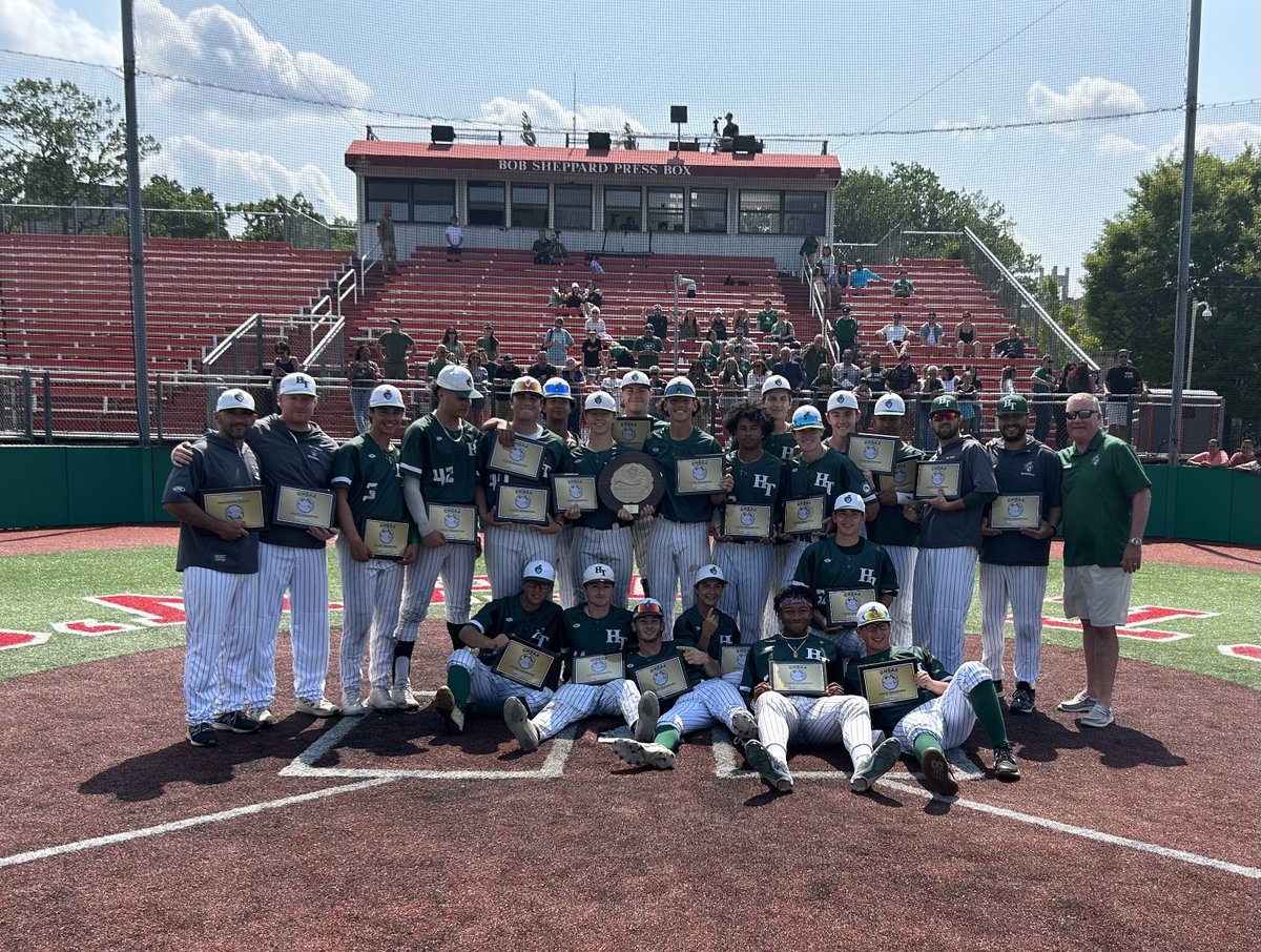 TITANS GET IT DONE!!
2023 New York State CHSAA Champions!!