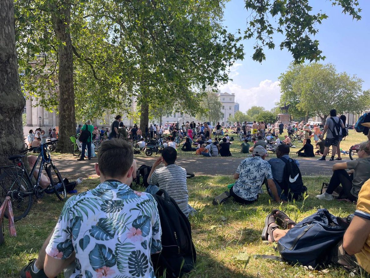 inezpu3's tweet image. Hyde Park, London