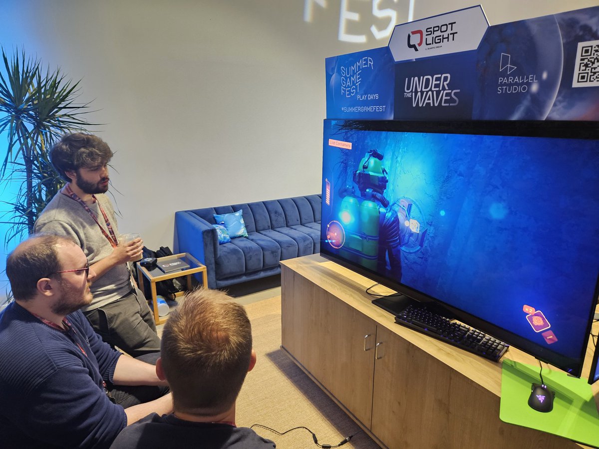FromParallel's tweet photo. Dev Team on site for #SummerGameFest #PlayDays!

Get ready to dive #UnderTheWaves! 🌊 https://t.co/7xlliY9VRg