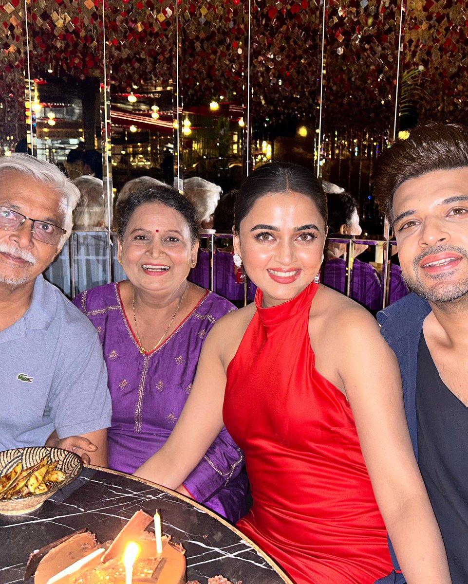 Himuu14's tweet photo. Tu hai to muje fir aur kya chahiye

#TejRan #TejRanFam #TejasswiPrakash #KaranKundrra @kkundrra @itsmetejasswi https://t.co/QssrM8jfxc