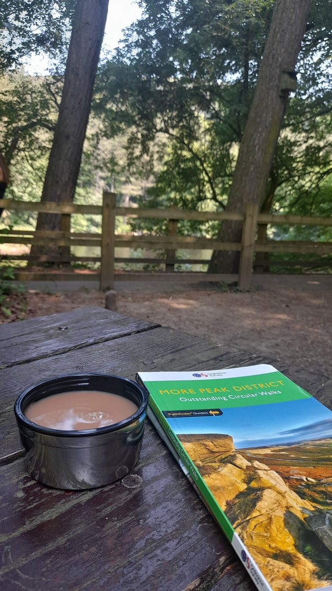 ciaramc1986's tweet image. More Peak District adventures 🌲🌳⛰️ #brewsandviews #PeakDistrict #hikingadventures #Saturdaymornings @peakdistrict