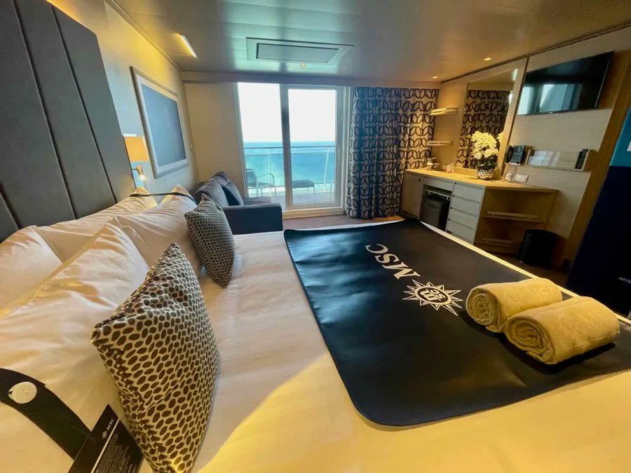 Cruisereiziger.nl tweet media