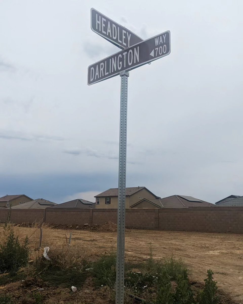 NightStalker528's tweet photo. Heart rock mushroom located at Villages of Patterson at Patterson, CA 95363 Google maps needs to update location bc there are now paved roads & some buildings Happy mushroom hunting for this year's #gameofshrooms #gameofshrooms2023 #shroomdrop #mushroom #shroomdrop2023 #rockart https://t.co/QxMHM6eqeM