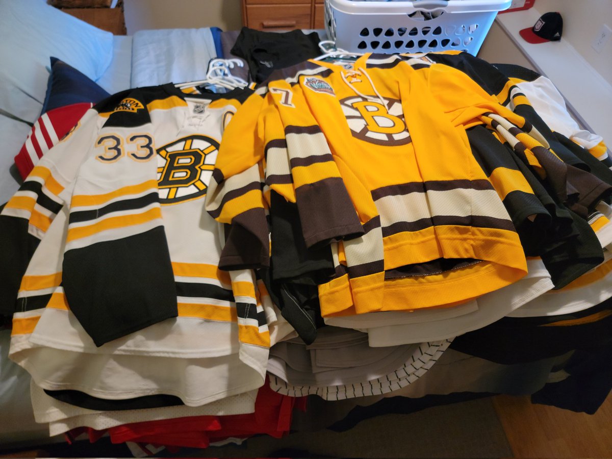 I really need a hobby 😏
#CantHaveJustOne
#JerseyCollection
#NHLBruins