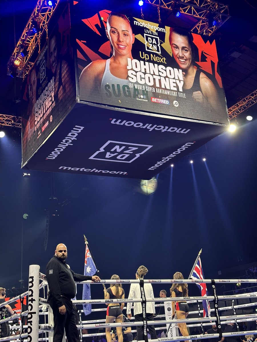 Let’s go @elliescotney_ @MatchroomBoxing #AndTheNew