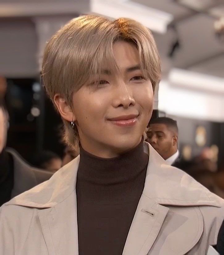 also. 2020 grammys namjoon. engraved in my memory. https://t.co/OPIu5RXVDM https://t.co/V6wX2LW8KT