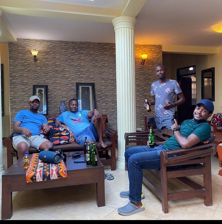 ArushaHouses's tweet photo. Your stay with us is what we cherish the most. 
Weekend's at Arusha jambo houses. https://t.co/mmnGvJTsFa