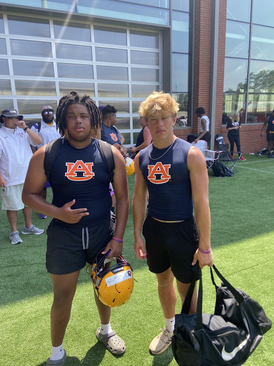 JatwonGriffin's tweet photo. Had a great day yesterday at Auburn camp @ZacEtheridge4 @CoachCaddy24 @AuburnMade @AuburnFootball @thsfootball13 @JustinEllis22 https://t.co/YQ96zIbJRE