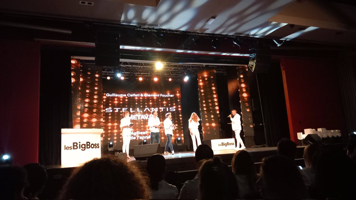 lesclesdudigital (@clesdudigital) on Twitter photo Bigdeal de l'année, cérémonie des @lesBigBossOff la jeune startup @METAV_RS va déployer sa solution chez <a href="/Stellantis/">Stellantis</a> #ClementFoucher #web3 #Metaverse  #BBSummer23 Bigdeal de l'année, cérémonie des @lesBigBossOff la jeune startup @METAV_RS va déployer sa solution chez <a href="/Stellantis/">Stellantis</a> #ClementFoucher #web3 #Metaverse  #BBSummer23