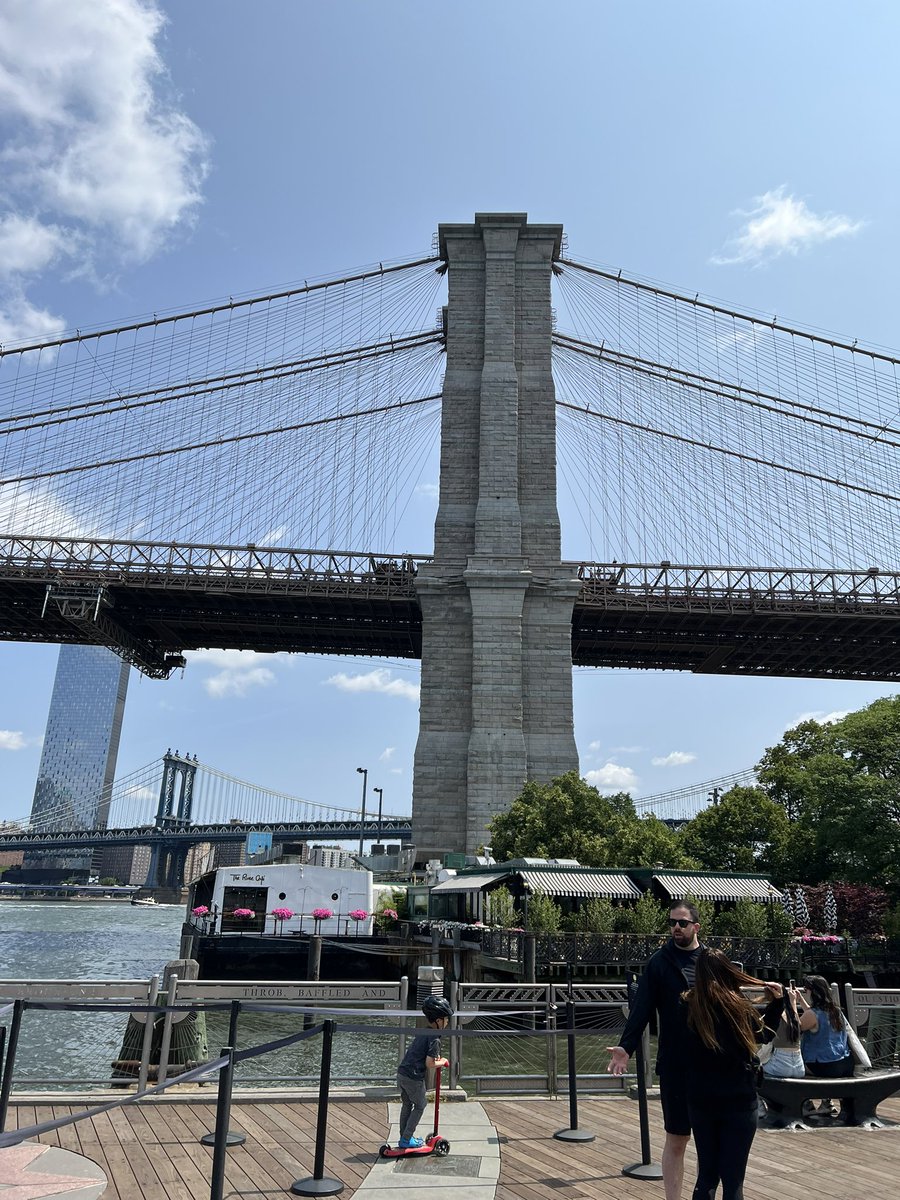 a_glassman's tweet photo. Beautiful day in Dumbo. Thanks again @empexco for a great event in Brooklyn! Always fun to meet people from around the world with similar passions. #empex https://t.co/gIlPpIkW7V