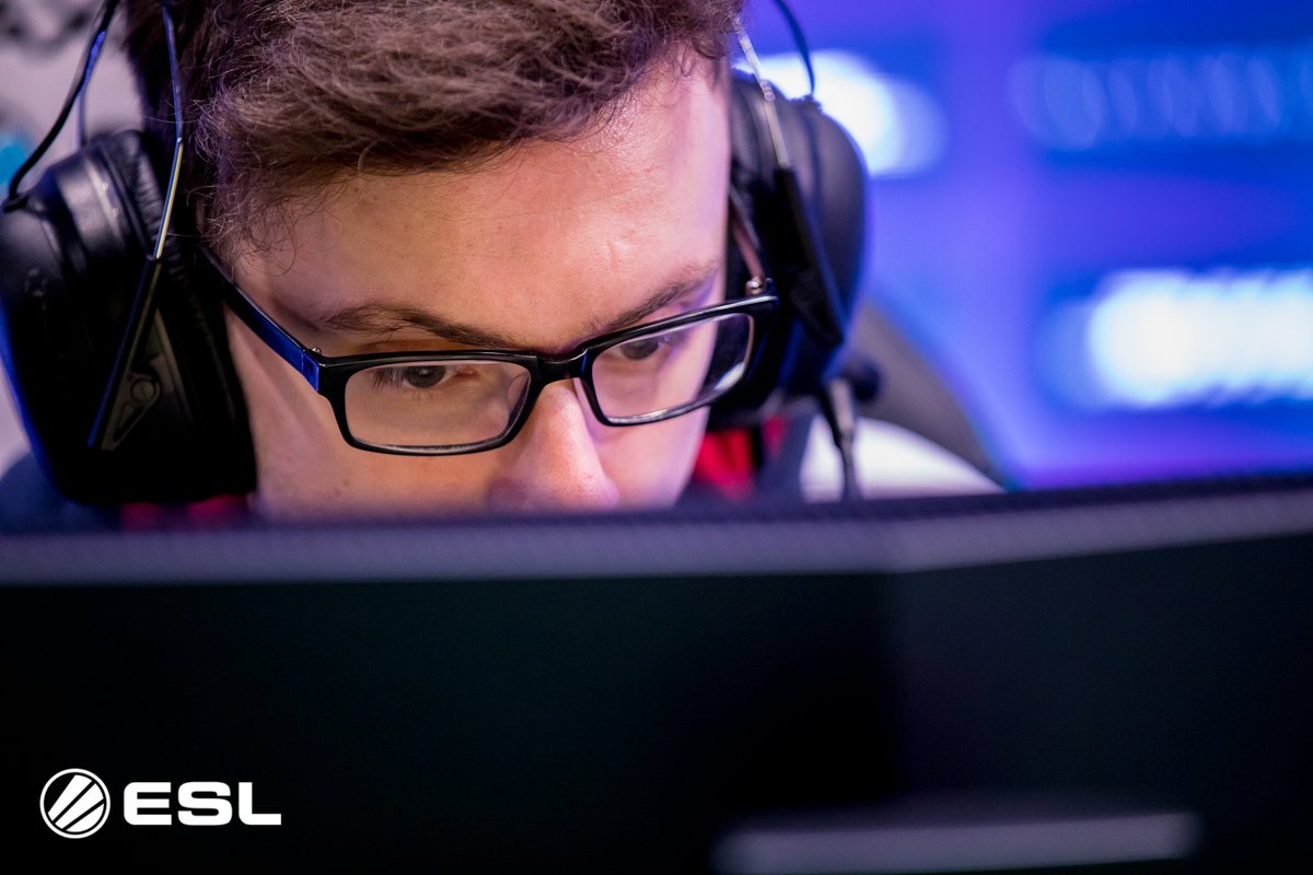 ESLDota2's tweet photo. DreamLeague Update: @NigmaMiracle will be standing in for @ShopifyRebels' Midlaner @abedyusop. https://t.co/hvlrvwHWKx