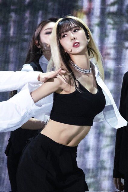 yoohyeon                            also yoohyeon