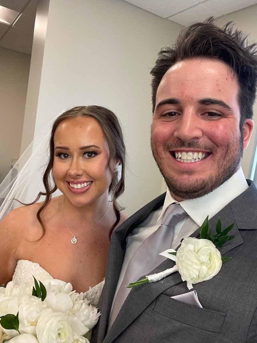 Brodeyy_51's tweet photo. WE ARE MARRIED https://t.co/C833eEdCCZ