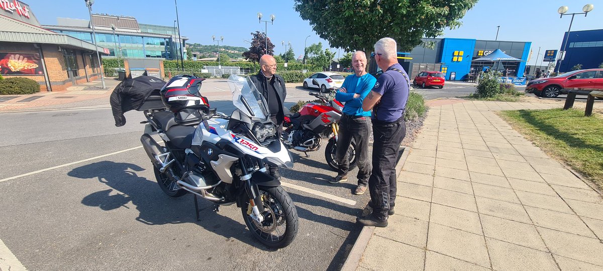 Sheff_IAMBike's tweet photo. SAM Saturday Meet - 10 June 2023

#sheffieldadvancedmotorcyclists #sam #iamroadsmart #iam #IPSGA #advancedmotorcyclists https://t.co/J3qiEhByPA