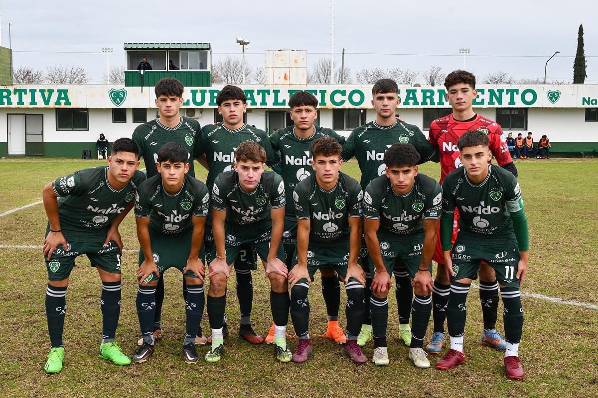 #JuvenilesLPF ⚽️ | La #SextaDivisión de #Sarmiento de Junín 🇳🇬 que cayó ante #RosarioCentral por 2 a 0 en Ciudad Deportiva. 

📸 @CASarmientoOf