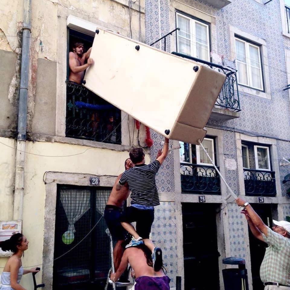 comculturaearte's tweet image. Bom dia de Portugal

📷Gabrielle Venant