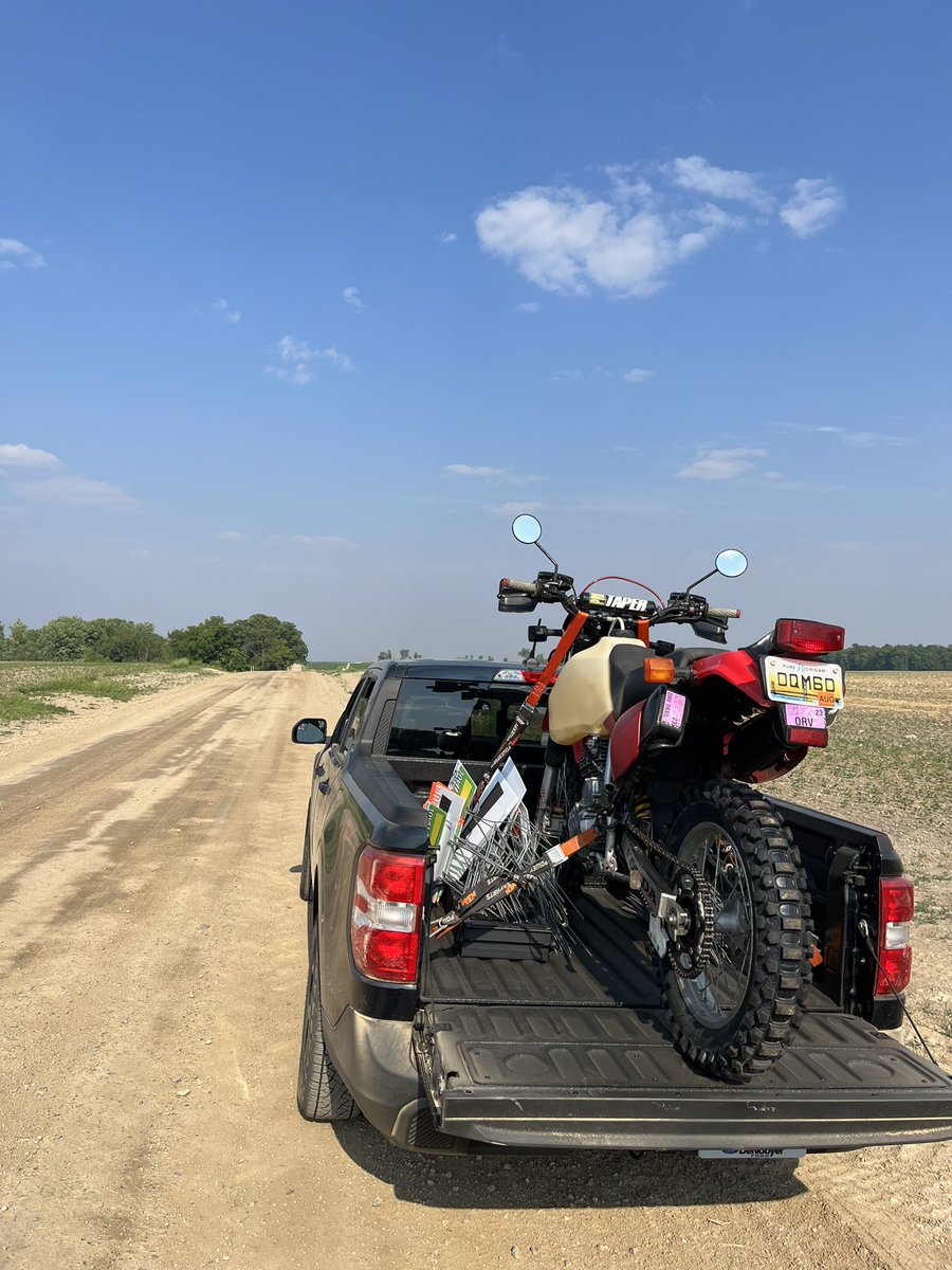 Bed test for the Moto: Small truck doing truck things. 👍