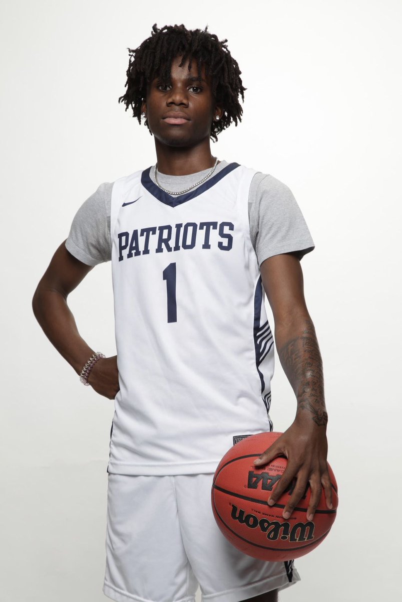 ASHPatriots's tweet photo. Having a great showing at FSU Team Camp PG/SG c/o 24 Kennith Johnson 
Game 2 12 pts 
Game 4 10 pts 
Strong defense and an overall impact on both ends. https://t.co/JhDmp4qHyy