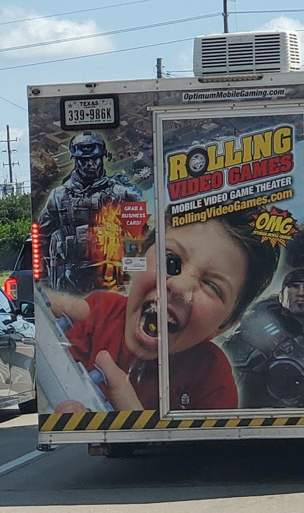 1chickgames's tweet photo. Welp. I will be having nightmares. https://t.co/uZKQnDXioF