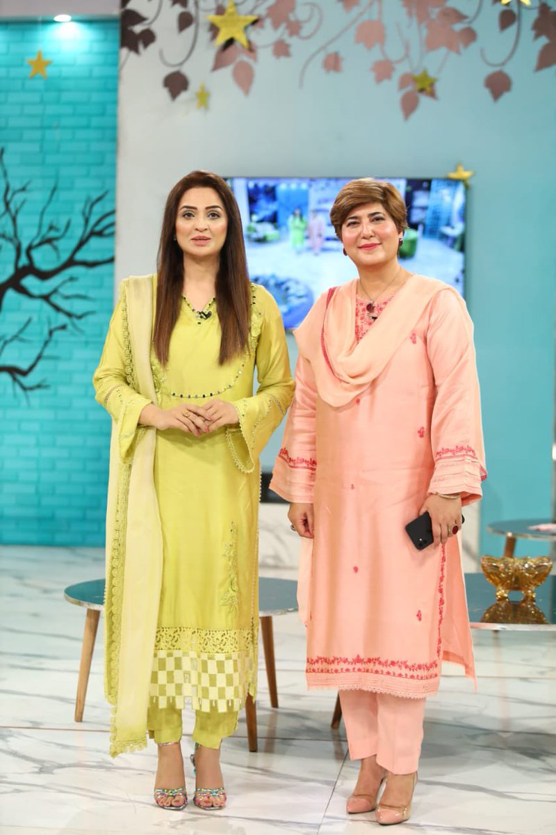 TehseenAfshan's tweet image. Live as guest speaker at #PTVHome Lahore studio at 3:30 pm Sat. 10th June with host Sundas on the issue of #Children and #Youthdevelopment with particular focus on #positiveparenting , #earlychildhooddevelopment , #Streetchildren