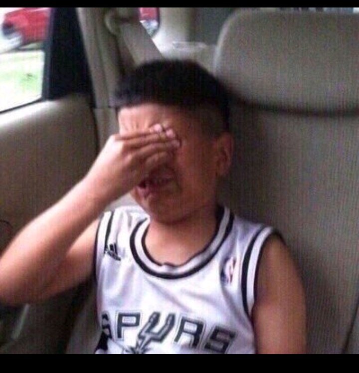 sweetcreaturebk's tweet photo. harry está cantando little freak y yo jamás la escucharé en vivo https://t.co/0T2h9uQs2F