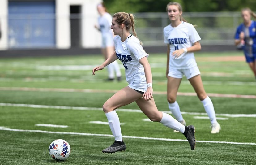 A year ago I was just starting the non-contact part of my #aclrecovery. Today
I'm a state champion with <a href="/TuskyGSoccer/">THS Girls Soccer</a>. What a ride!

<a href="/ImCollegeSoccer/">College Soccer Truth ™</a> <a href="/ImYouthSoccer/">ECNL/GA/Recruiting/College Soccer</a>