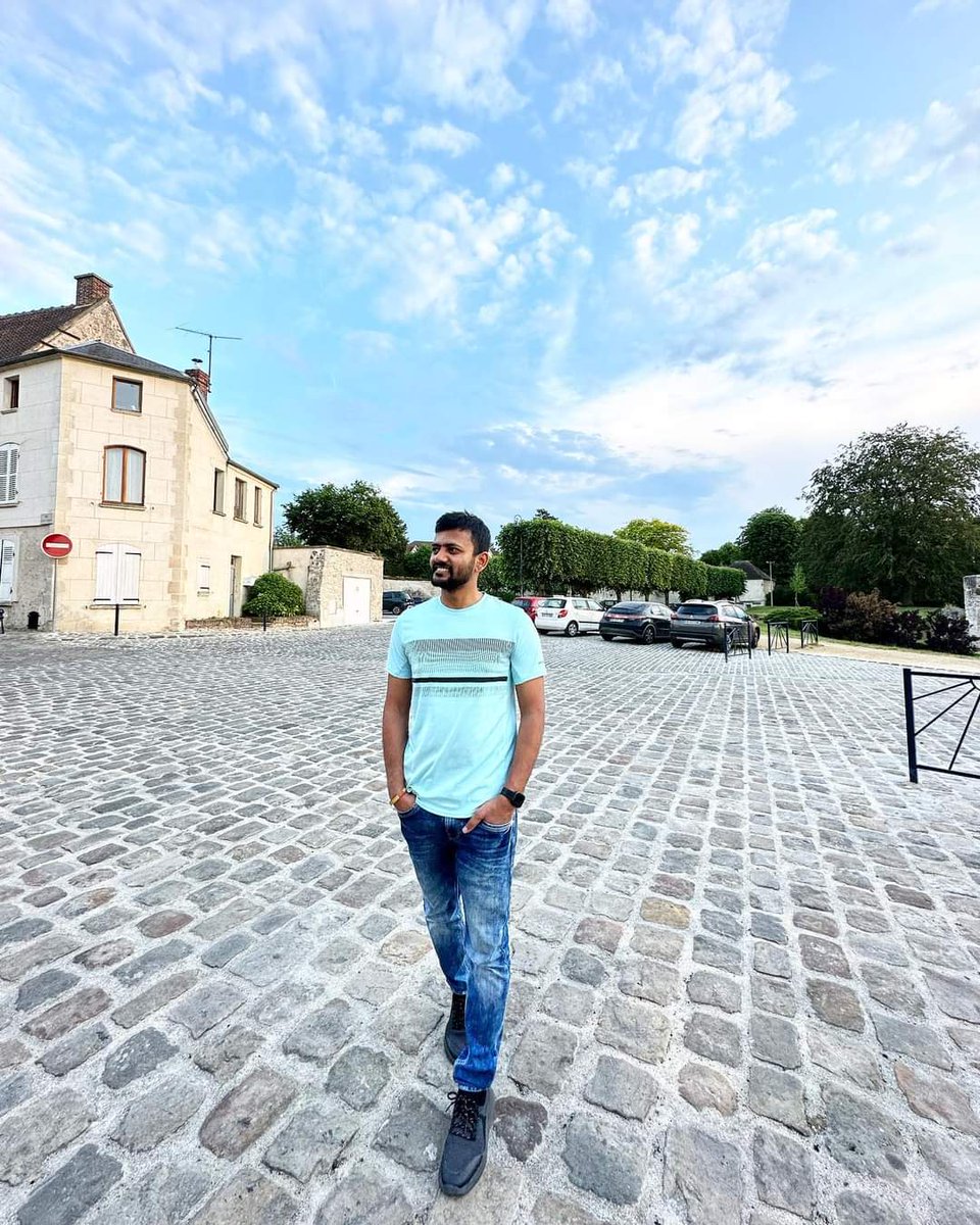 BrajeshOffice's tweet image. 𝗬𝗼𝘂 𝗮𝗿𝗲 𝘁𝗵𝗲 𝗼𝗻𝗹𝘆 𝗶𝗻𝗱𝗶𝘃𝗶𝗱𝘂𝗮𝗹 𝗼𝗻 𝗘𝗮𝗿𝘁𝗵 𝘄𝗵𝗼 𝗰𝗮𝗻 𝘂𝘁𝗶𝗹𝗶𝘇𝗲 𝘆𝗼𝘂𝗿 𝗰𝗮𝗽𝗮𝗰𝗶𝘁𝘆.⌛💪

©️ @brajeshofficial ®️

#BrajeshOfficial #IndianBlogger #IndianInfluencer #Blogger #Influencer #LifestyleBlogger #TravelBlogger #Thoughts #Motivation