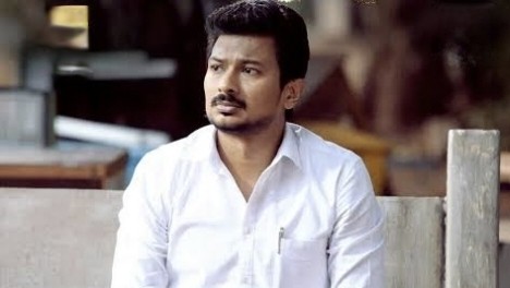 mc_scrbilles's tweet photo. Life is not easy after 21 la..Pudikutho illayo nikkama odite iruka vendiyatha iruku..idhella sekaram take over panni epo namakku pudicha lyf -ah lead pannuvom nu edhir pathutu iruken..🙃🖤🥀!! https://t.co/8w8xGoAd89
