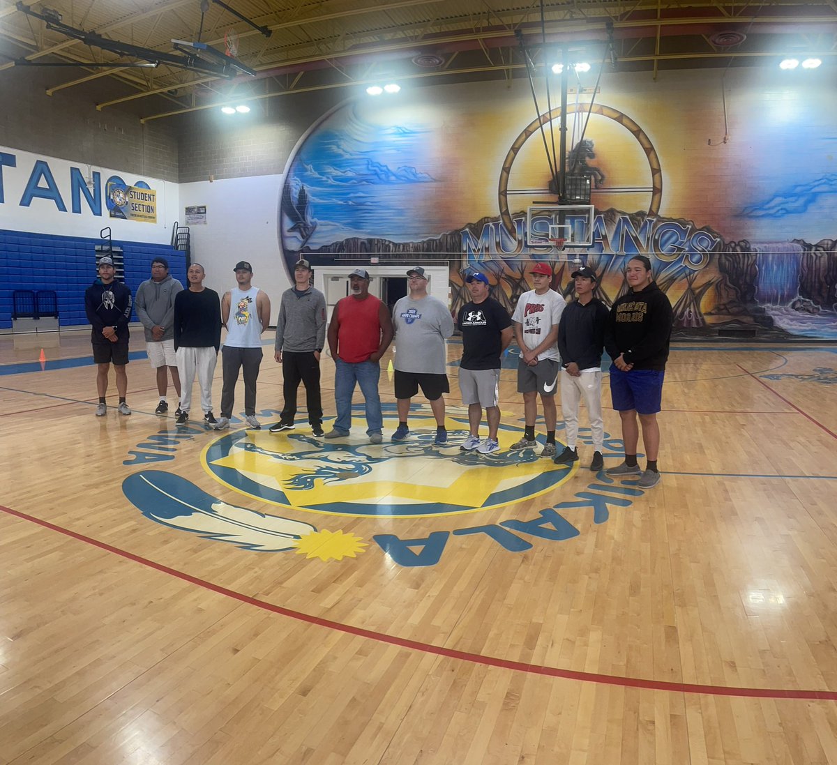 CoachRon79's tweet photo. Some pictures over the weekend at Football For Life on the Pine Ridge IR in South Dakota. It was an honor and privilege! Looking forward to build on all of these relationships for years to come https://t.co/Vk6mS34OiD