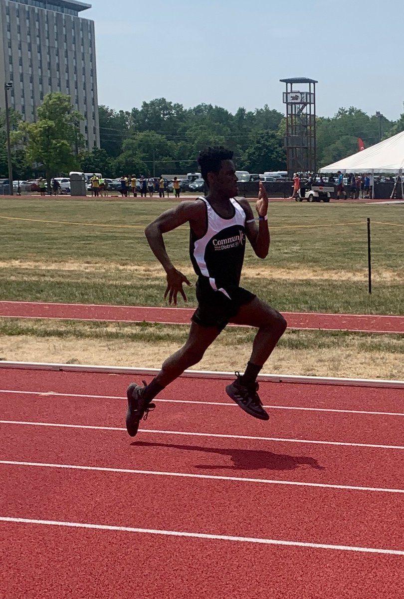 D99 SO Track & Field tweet media