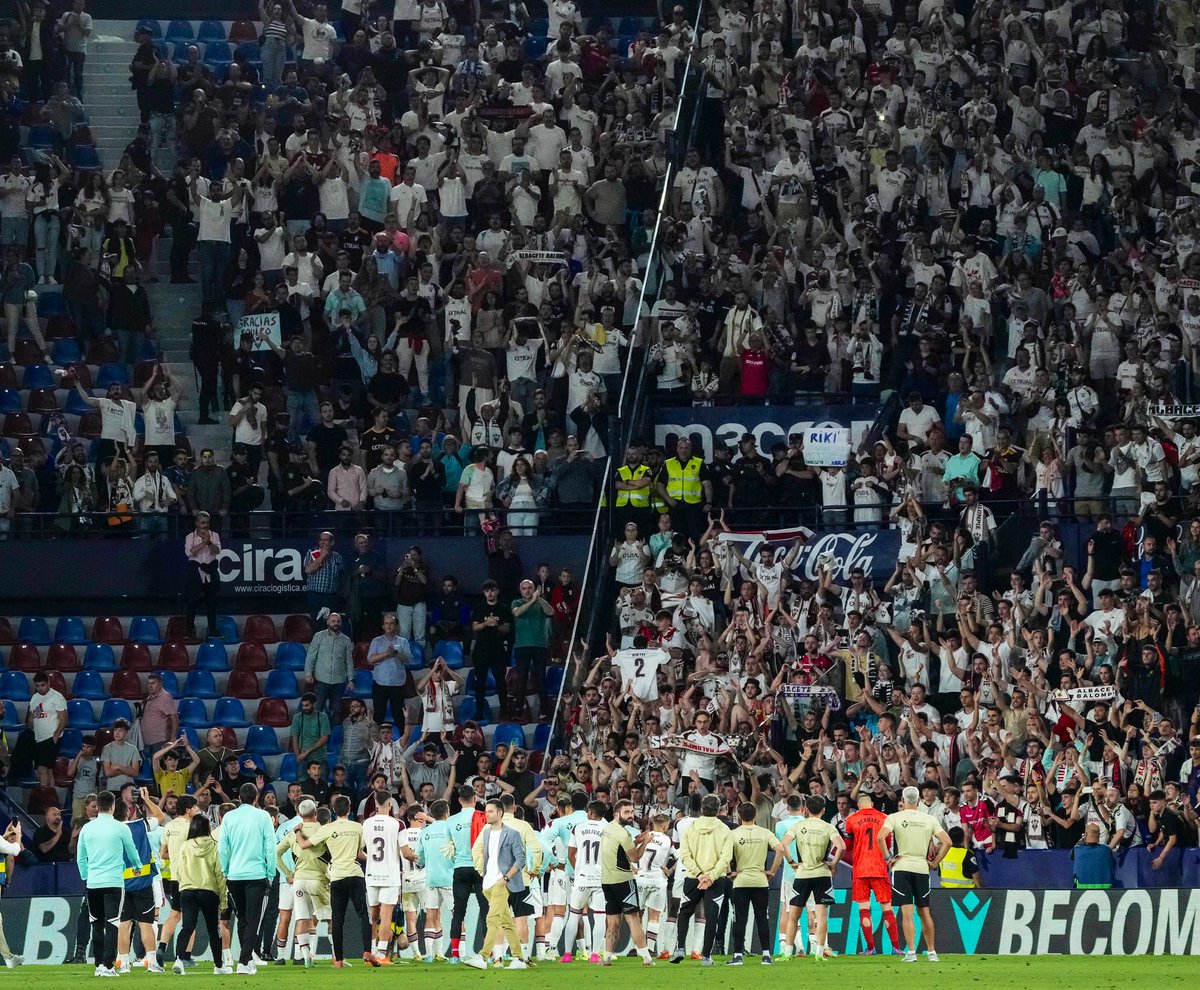 leonflaco14's tweet photo. Conseguimos encontrarnos, aunque el final no fue el que esperábamos. Demasiado cruel. Aun asi lo dimos todo, ninguno nos guardamos nada https://t.co/mxal41CiC2