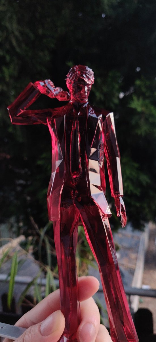 Kunlan7's tweet image. Working on Dan Smith and trying to make him as perfect as possible.

#Commission
#killer7 
#dansmith 
#resinprint #clearcoat