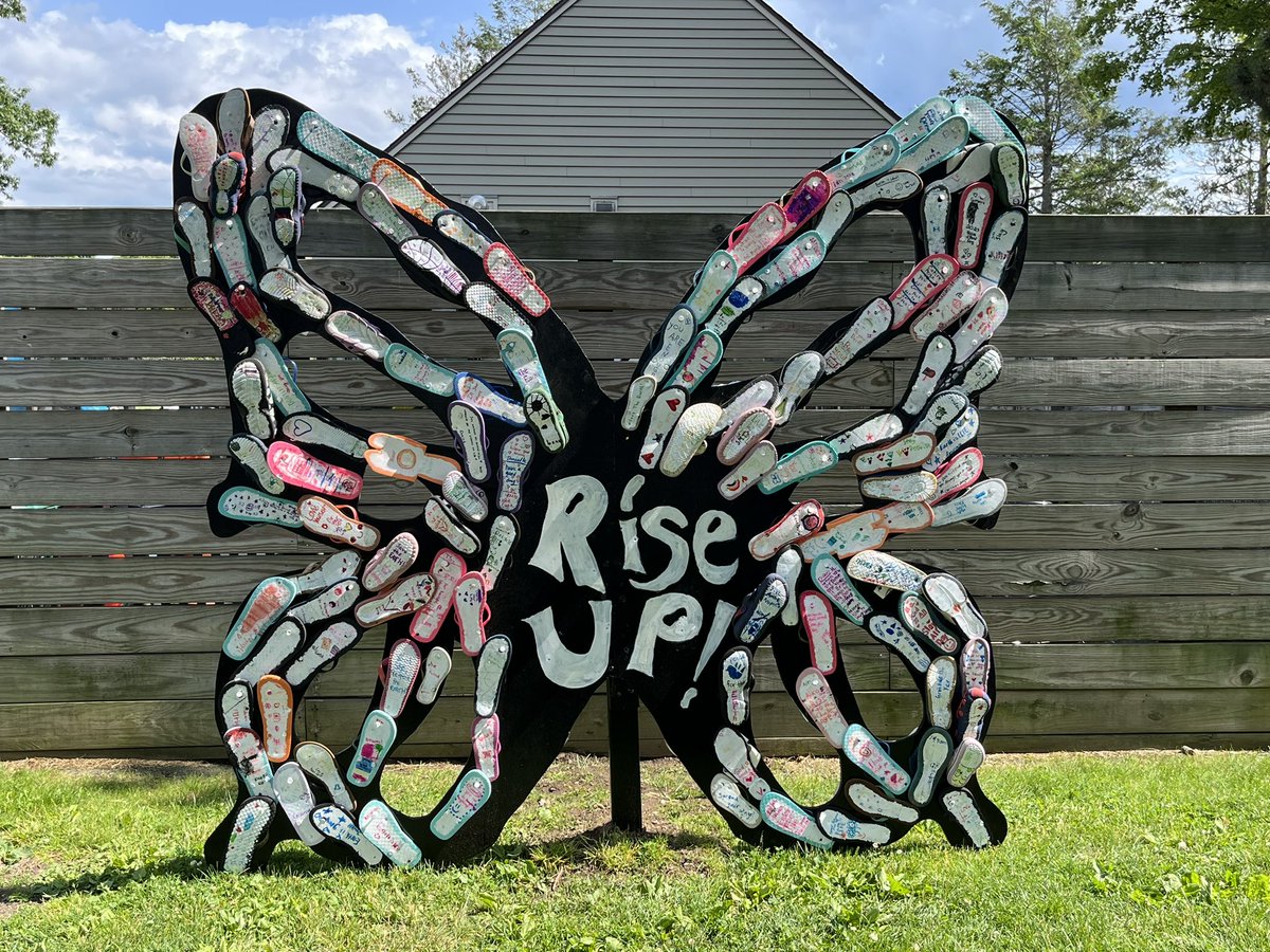 WPS Visual Arts tweet media