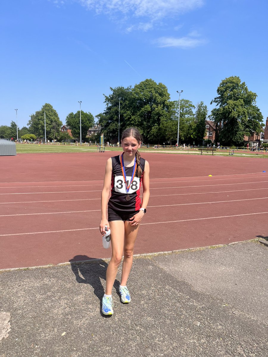 AdeleDowney's tweet photo. @Year8AoM  Super proud of Lola Richardson who competed in Greater Manchester Schools Athletics Championships today in the 800m. She came 3rd in very hot conditions! 🥉 https://t.co/UcUwy0rsl4