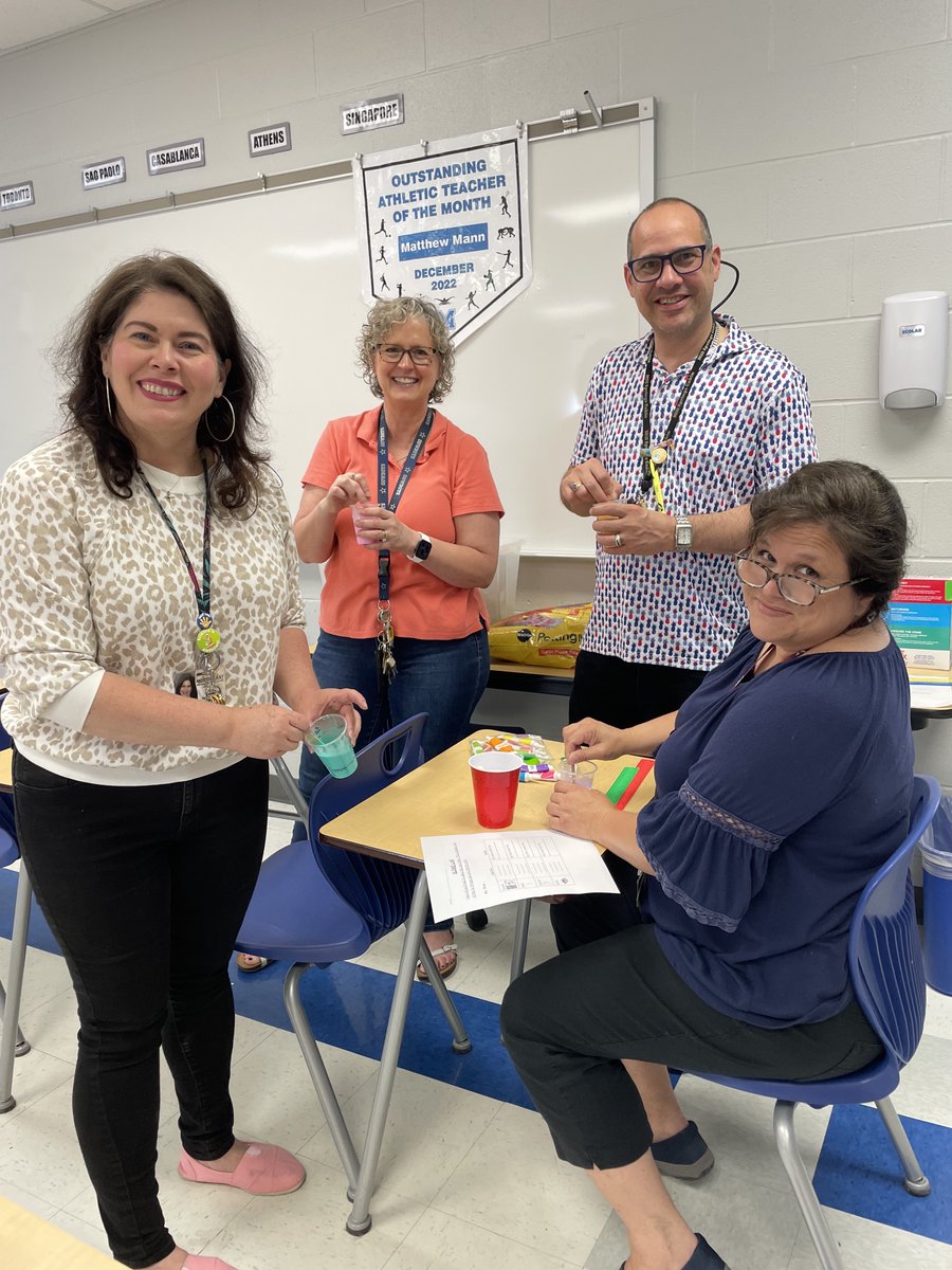 @WelcomeToNEISD (@supportneisd) on Twitter photo "What the hand does, the mind remembers." (Maria Montessori) High school newcomers are enjoying with their teachers a hands-on approach to learning. #OurVoicesOurStories #WelcomeCenterNEISD #Refugees #SummerSchool "What the hand does, the mind remembers." (Maria Montessori) High school newcomers are enjoying with their teachers a hands-on approach to learning. #OurVoicesOurStories #WelcomeCenterNEISD #Refugees #SummerSchool