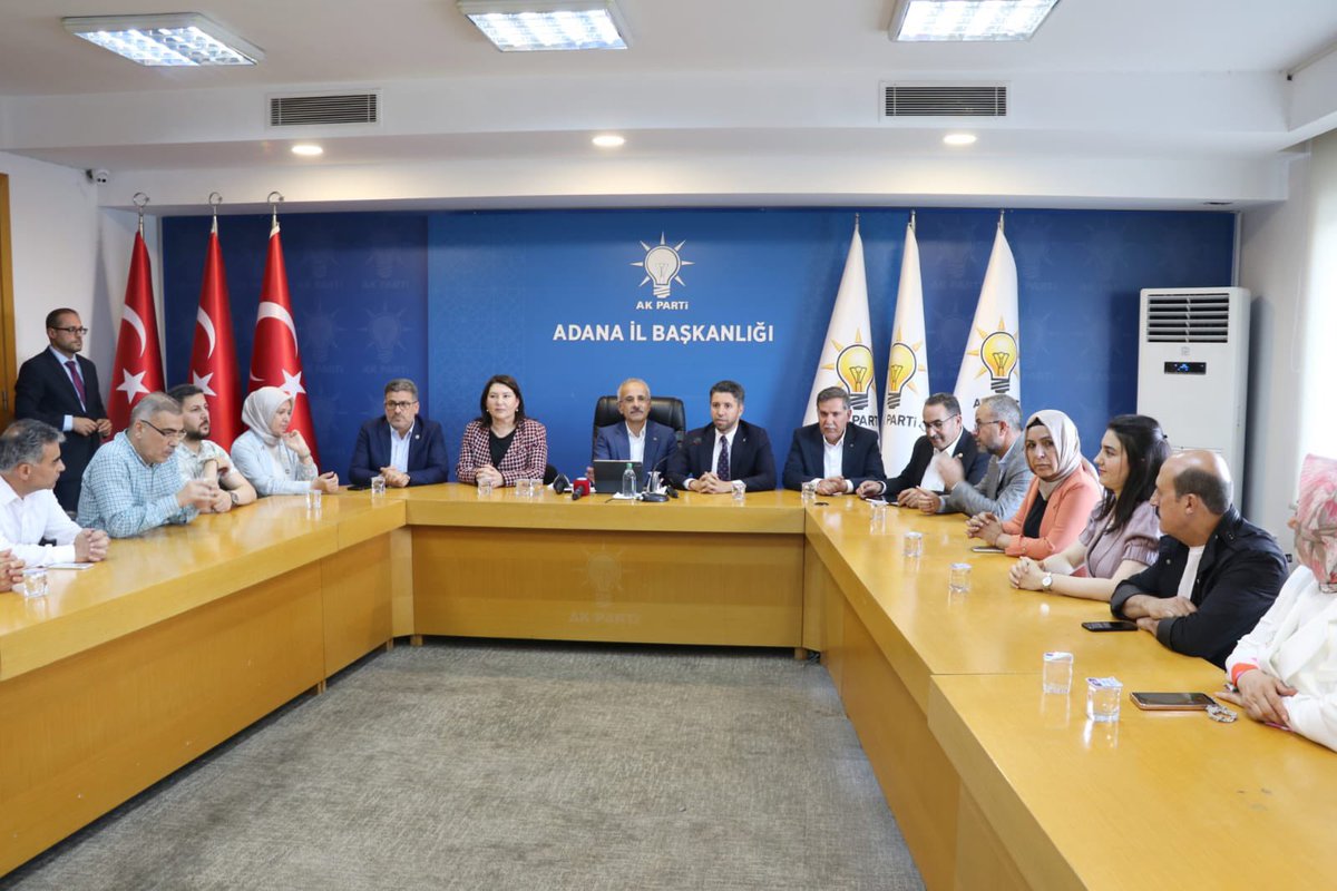 📍AK Parti Adana İl Başkanlığımız’dayız.

Ulaştırma ve Altyapı Bakanımız Sayın Abdulkadir Uraloğlu, Milletvekillerimiz, İl Başkanımız ve Belediye Başkanlarımız ile bir aradayız.

AK Parti olarak kurulduğumuz günden bu yana ilke ve prensiplerimiz doğrultusunda bir çok alan ve