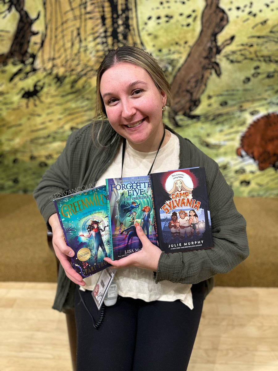 New in Kids’ books—

🏕️ Camp Sylvania by Julie Murphy
🌿 Greenwild by @PariThomson
🦖 Forgotten Five: Rebel Undercover by @lisa_mcmann

Get them today at #BNVancouver!

#barnesandnoble #newbooks #kidsbooks #juliemurphy #parithomson #lisamcmann #vancouverusa