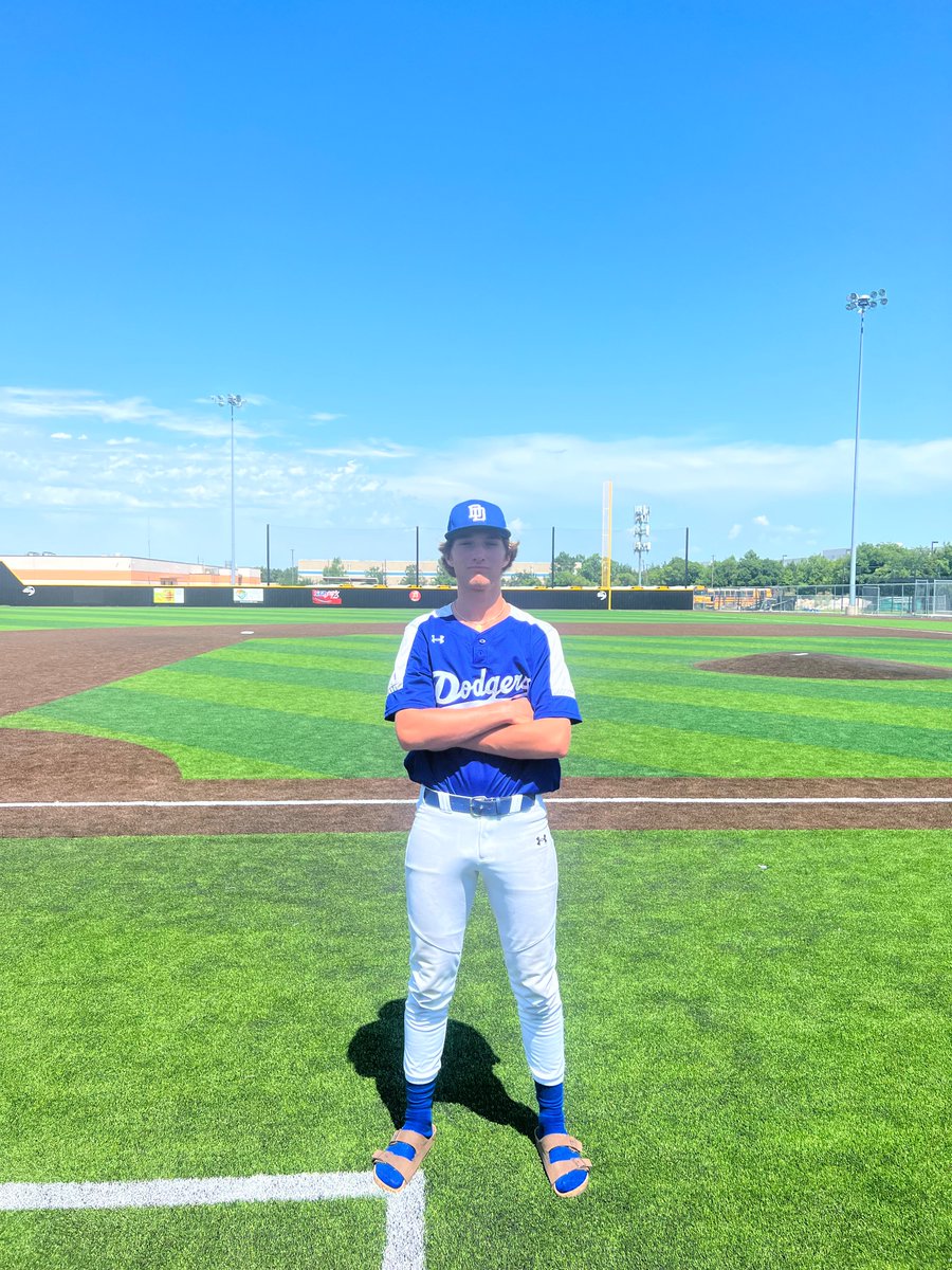 FiveToolTexas's tweet image. F. @DulinsTX 2024 Smith 3, @NDallasBaseball Z 1.
PoG: @KadenKnight20 5IP, 6H, ER, 3K. 
Hitter: @LukeNajera7 1-3, HR, R, RBI
Notable: @FrattGrant 2-2, 2 1B