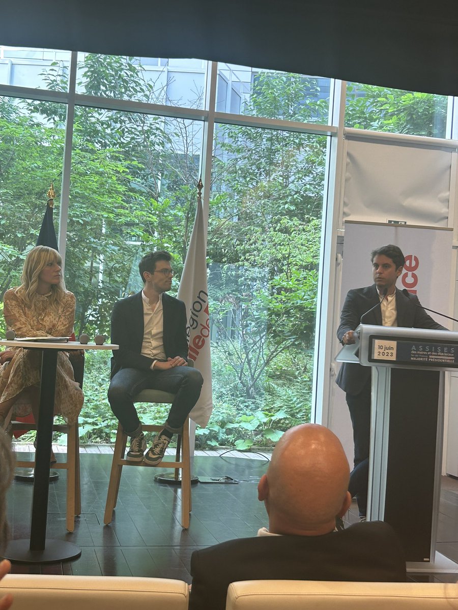 Sous le leadership de <a href="/ATaquillain/">Aurélie Taquillain</a>, la majorité présidentielle de la Région IDF accueillait ce matin les assises des Maires et des Élus. Échanges très constructifs autour du SDRIF-E, de la fiscalité numérique et territoriale avec un beau panel: <a href="/FaureDominique/">Dominique Faure</a> <a href="/jnbarrot/">Jean-Noël Barrot</a> @Gattaldo