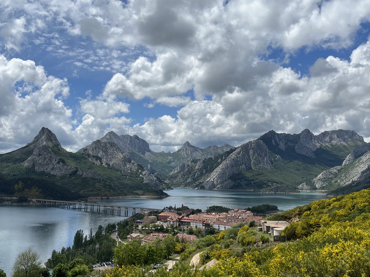 Picos de Europa is stunning 🤩 #spain ⁦@_LOVELYSPAIN_⁩ #castillayleon #leon