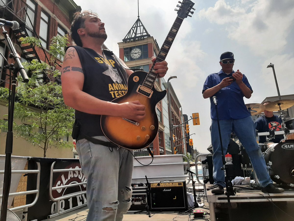 fclmalondon's tweet photo. It's our @DundasPlace #BackontheBlock @fclmalondon #fclma23 #fclmw23 Join us #Canada s biggest city specific #music #celebration @ClassicRock981 @Grooves_Records https://t.co/dlhtaWcxSH