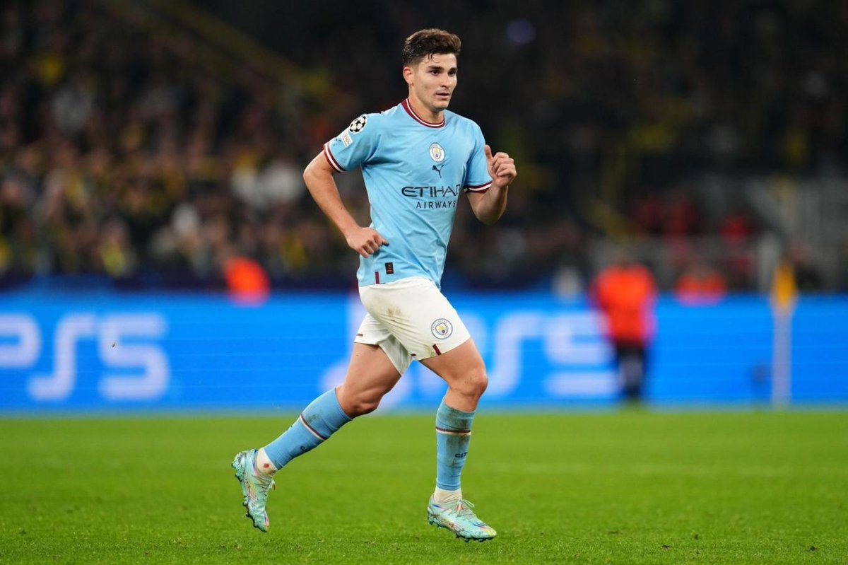 ¿Adivina quien? 

Liga Profesional 🇦🇷
Copa Argentina 🇦🇷
Supercopa Argentina 🇦🇷
Trofeo de Campeones 🇦🇷
Copa Libertadores 🏆
Recopa Sudamericana 🏆
Copa América 🌎
Finalissima 🌎
Copa del Mundo 🌎
Premier League 🏴󠁧󠁢󠁥󠁮󠁧󠁿
FA Cup 🏴󠁧󠁢󠁥󠁮󠁧󠁿
CHAMPIONS LEAGUE 🏆