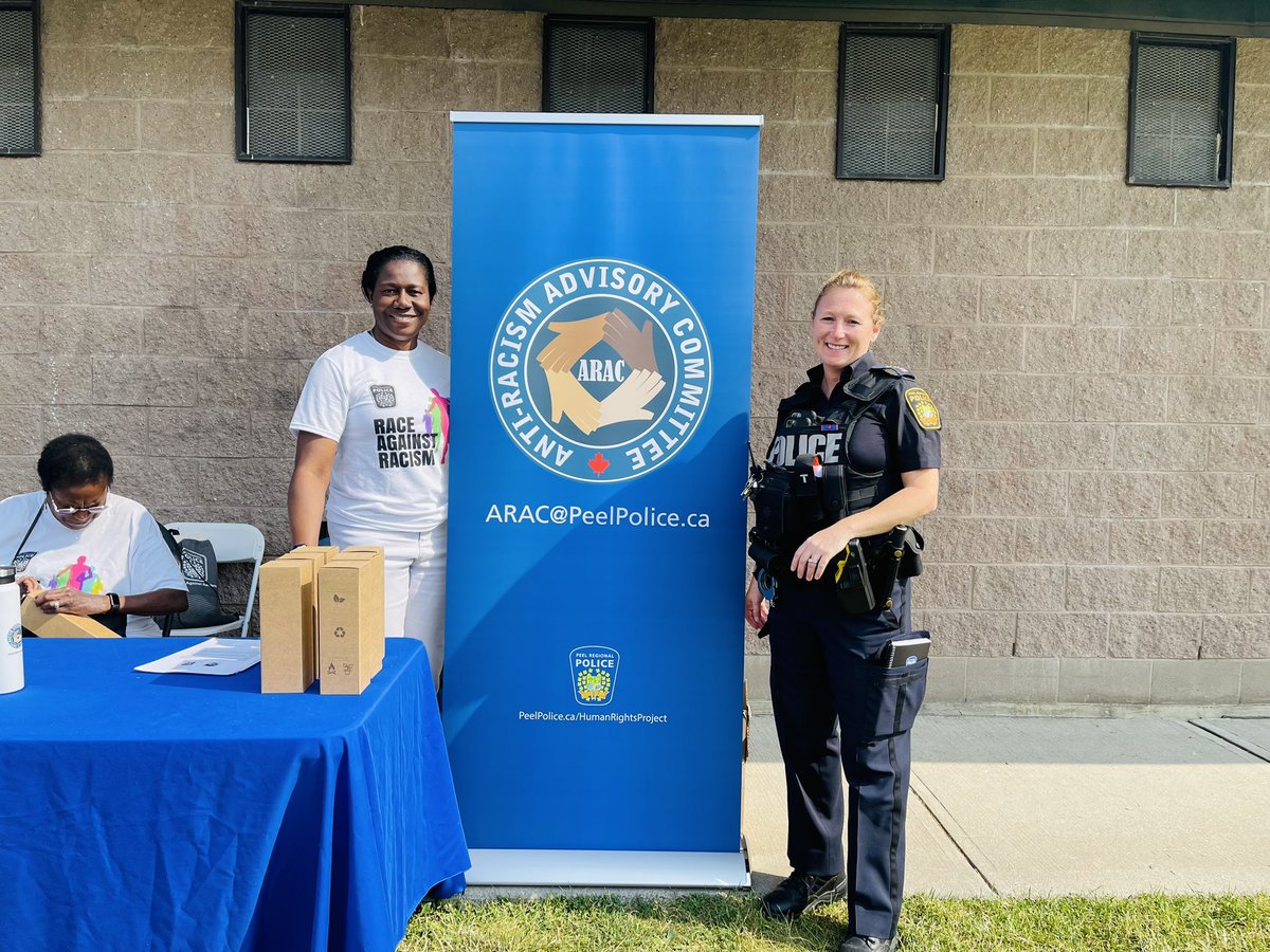 Great day with PRP’s Anti-Racism Advisory Committee (ARAC) at the 22nd annual  #raceagainstracism today. Thank you Staff Supt. Niles and Duty Inspector Meeker for stopping by.