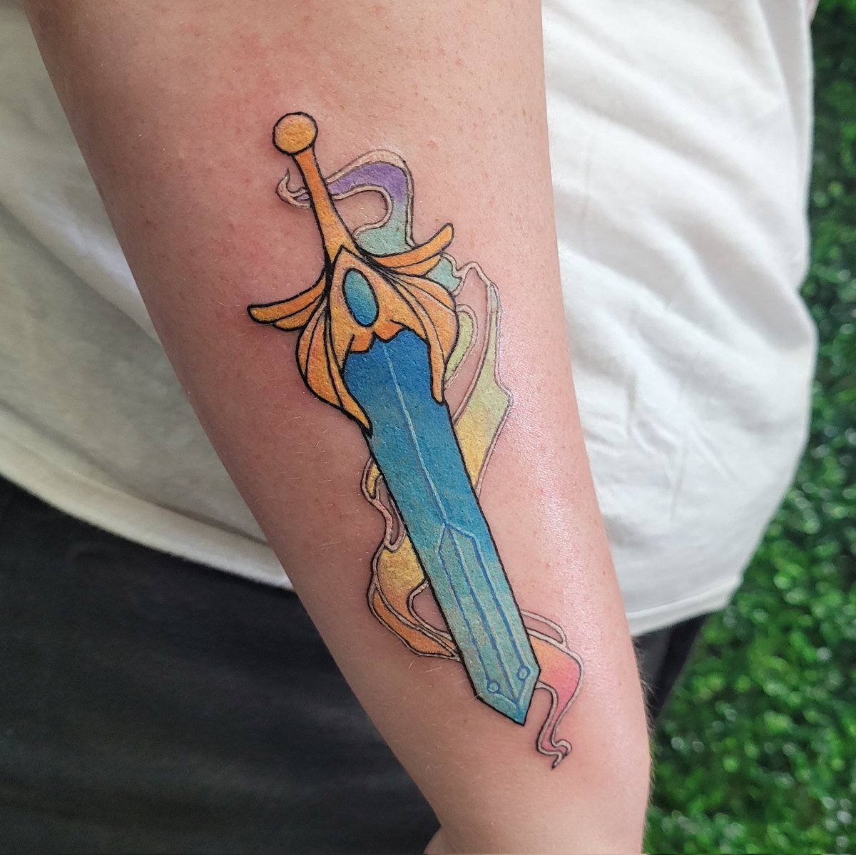 Another tattoo I did! This one was so much fun to do. I really hope I get the chance to do more like it soon ✨️

#spop #shera #colortattoo