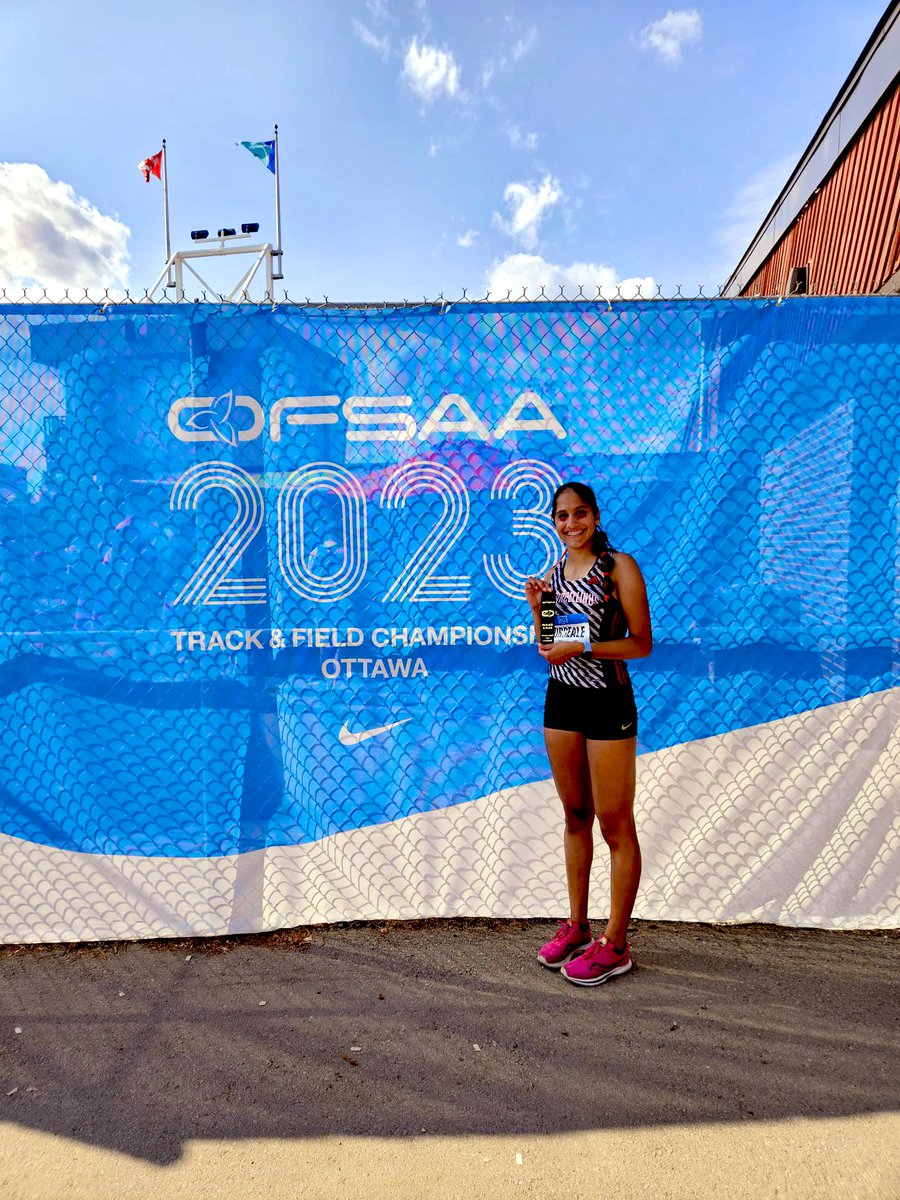 StMarcellinusTF's tweet photo. Congratulations to Olivia Correale who was 5th at @OFSAATrack in the SG 3000m running a 27 second PB of 10:05.64! #anotherschoolrecord https://t.co/ZawMdVctmV