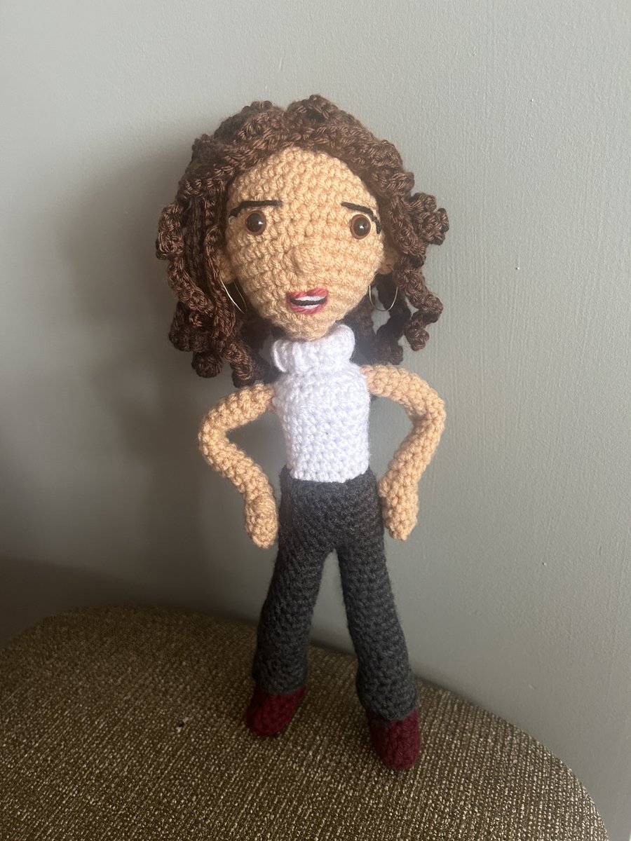 BethSumm's tweet photo. Still nervous about renewal of #SupermanAndLois but Lana Lang is now complete! @echriqui @cwsupermanlois https://t.co/tT55H1eh2n